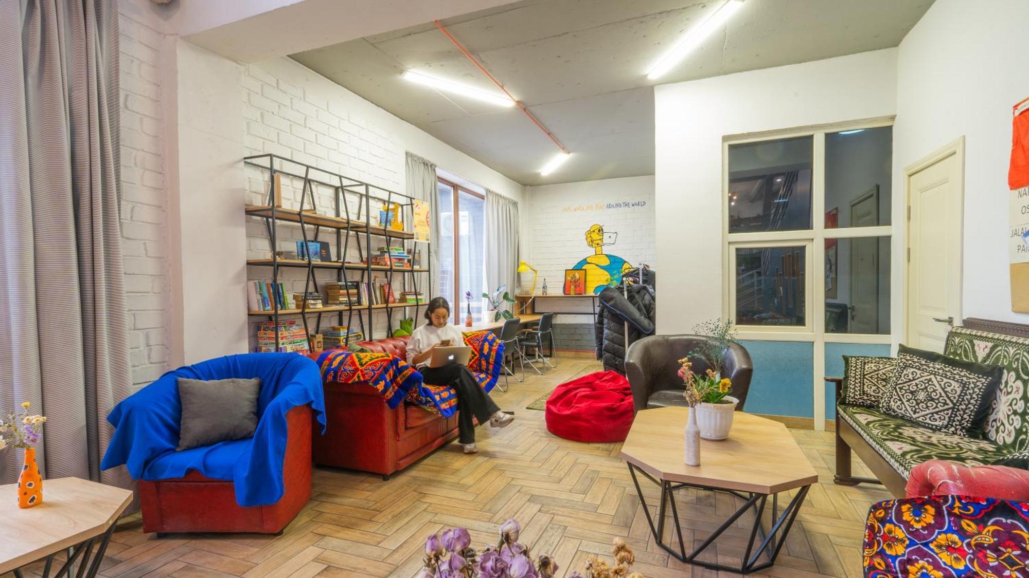 Ololofreelander Hostel&Coworking Bishkek Exterior foto